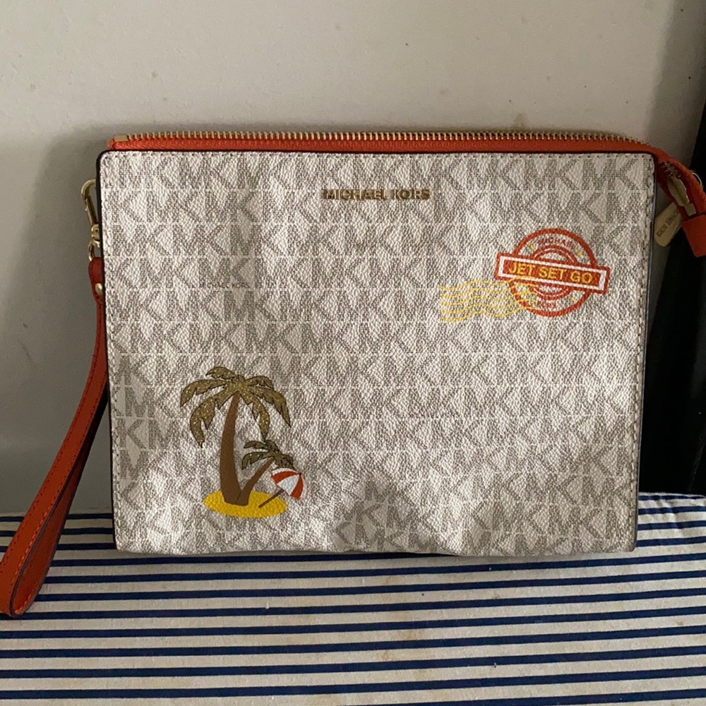 Vacation clutch